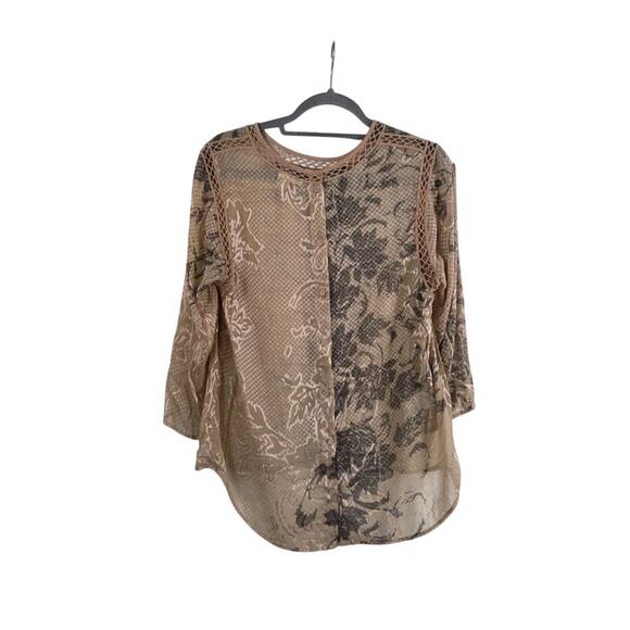 Meadow Rue Anthropologie Champagne Beige Sheer Floral Button Back Shirt, Medium - Picture 8 of 12